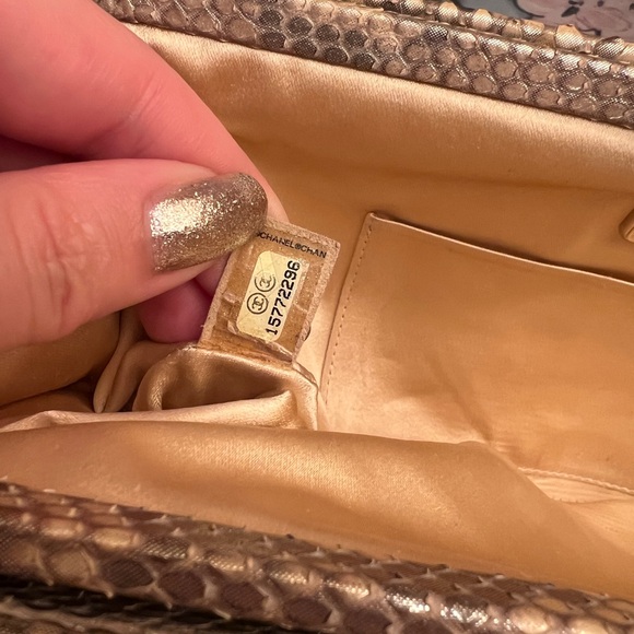 Chanel gold python clutch with crystals locker - Picture 13 of 15